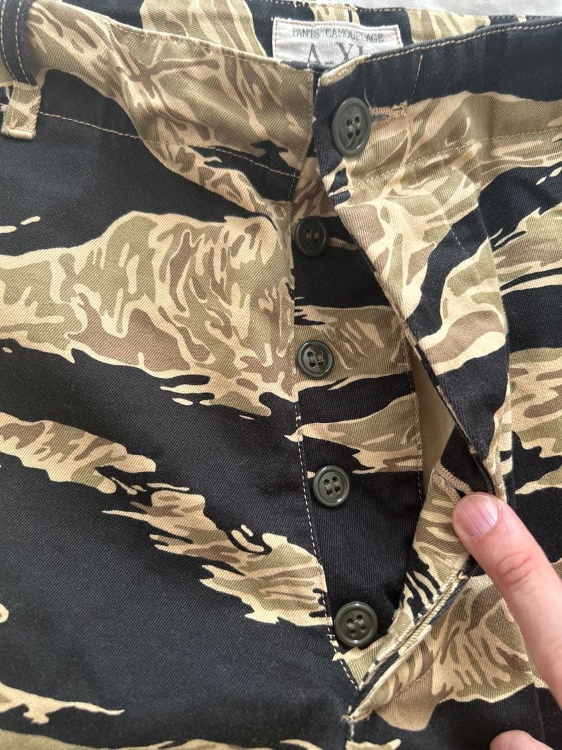 新品未使用　バズリクソンズ　タイガーカモ　ショートパンツ　ハーフパンツ