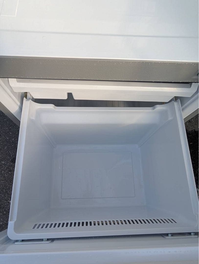 izumi　美品 AQUA 冷蔵庫 201L 2023年式 シルバー