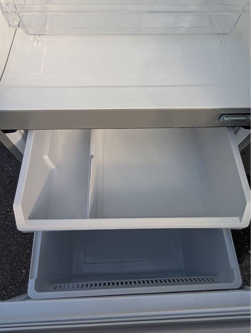 izumi　美品 AQUA 冷蔵庫 201L 2023年式 シルバー