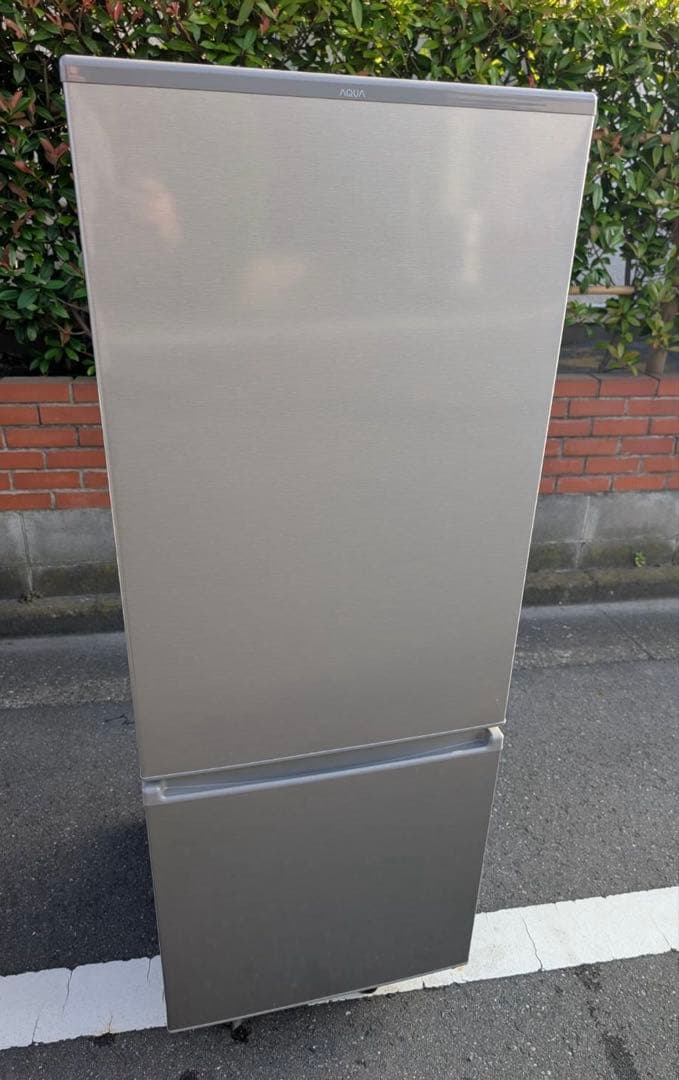 izumi　美品 AQUA 冷蔵庫 201L 2023年式 シルバー