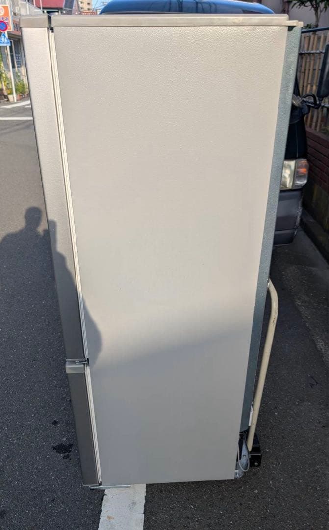 izumi　美品 AQUA 冷蔵庫 201L 2023年式 シルバー