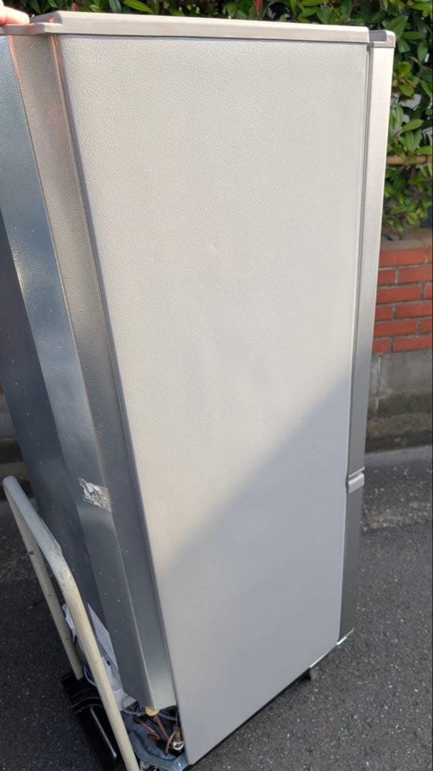 izumi　美品 AQUA 冷蔵庫 201L 2023年式 シルバー