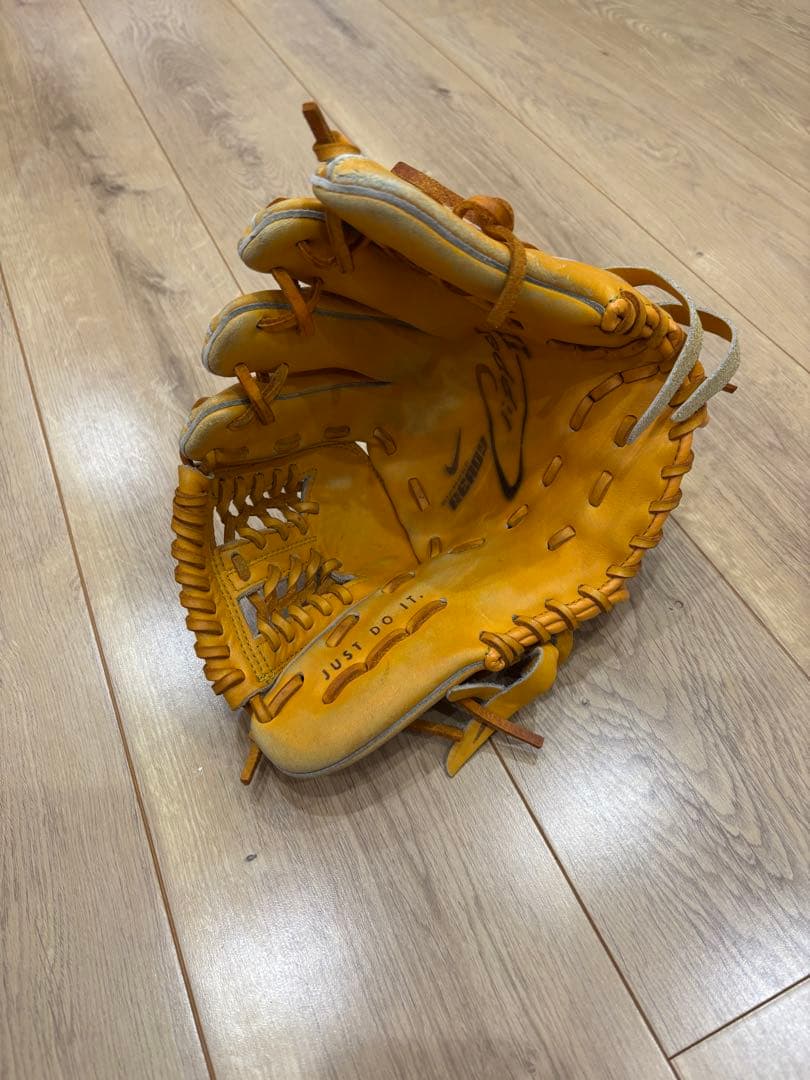 NIKE一般内野手グローブ！廃盤品！美品良品！