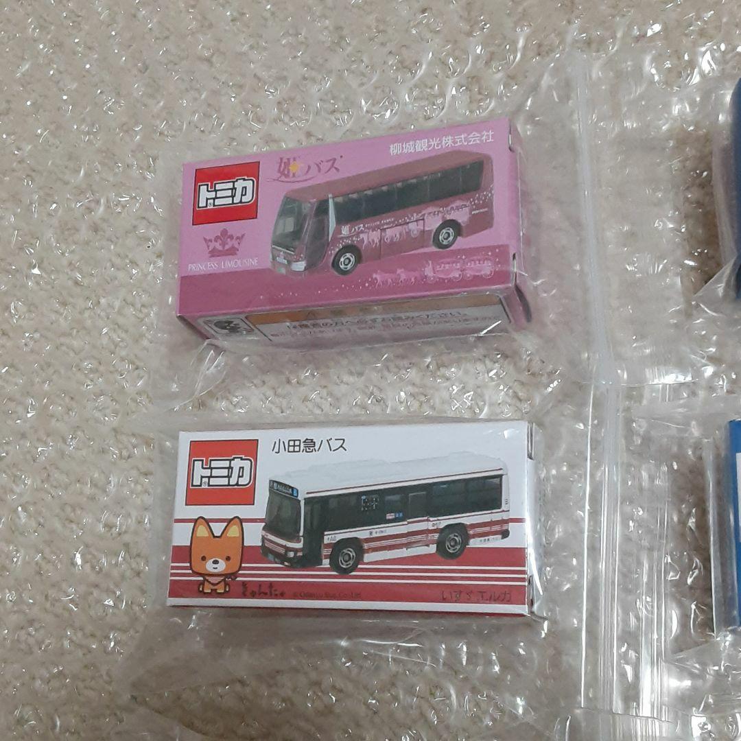 新品　未使用　綺麗です　4個　トミカ　人気　バスコレクション