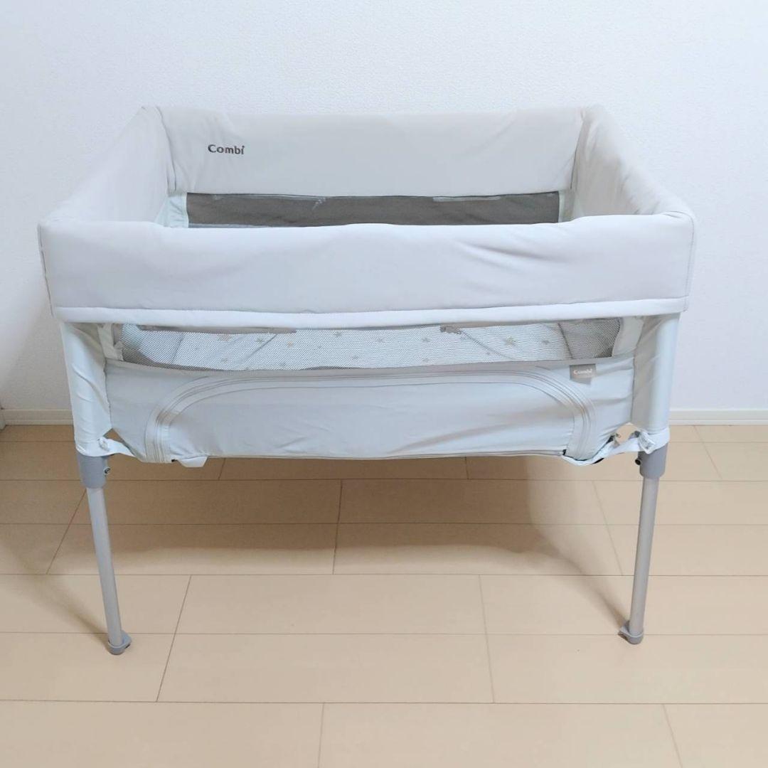 Combi ベビーベッド ホワイト　ベージュ　メッシュ サイドパネル　トモネル