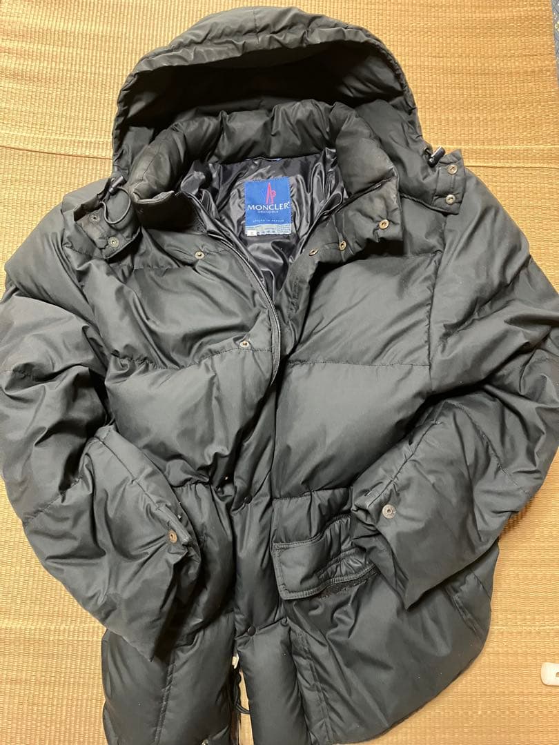 e*e様 モンクレール パリス 青タグ 初期 ブラック サイズ3