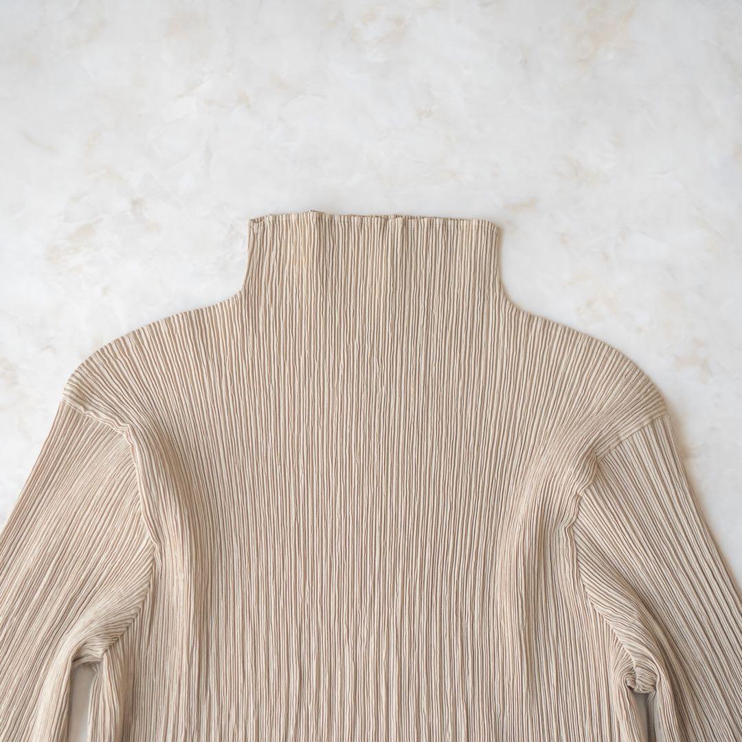美品✨ISSEY MIYAKE プリーツ タートルネックカットソー ベージュ L
