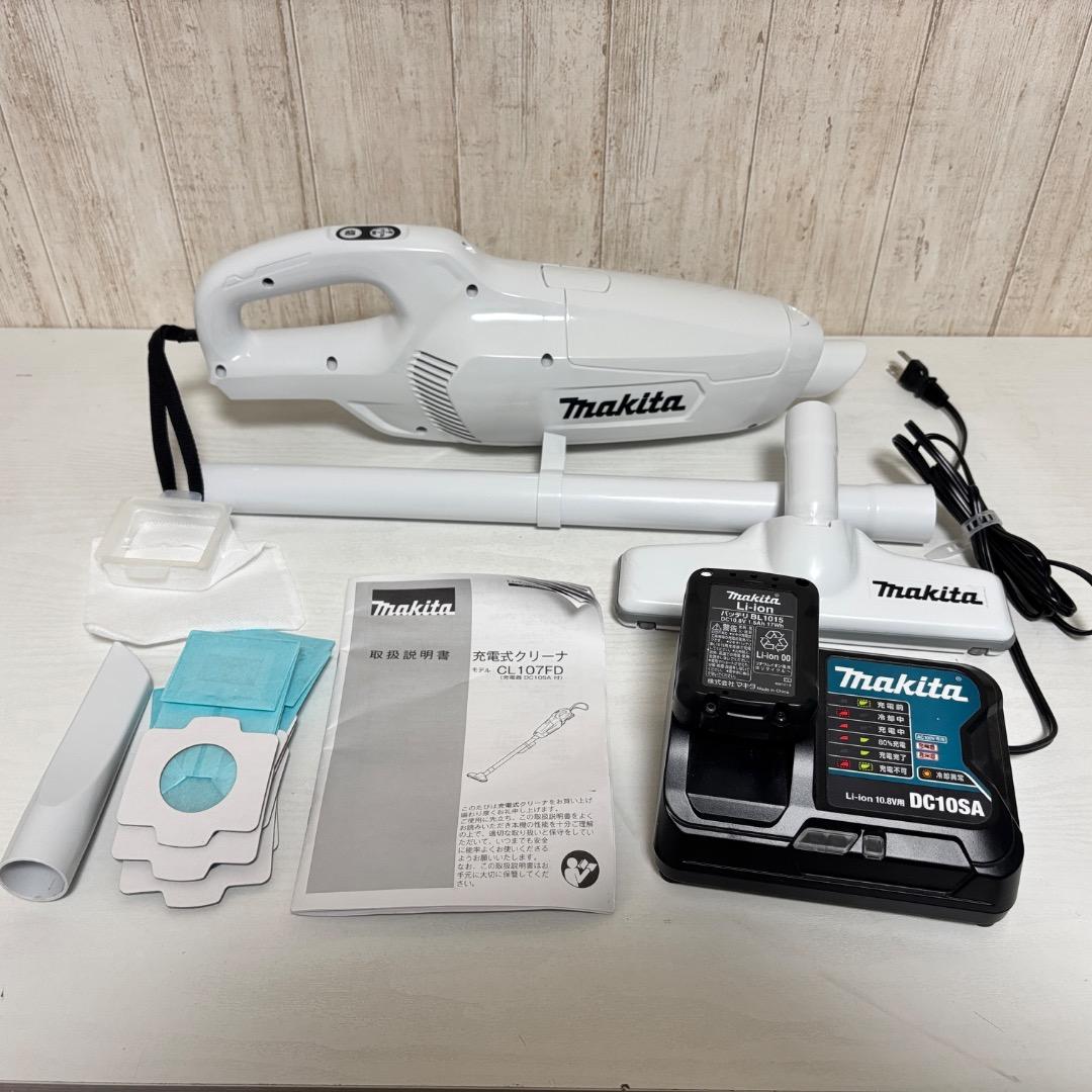 Makita CL107FD 充電式クリーナー 紙パック付き