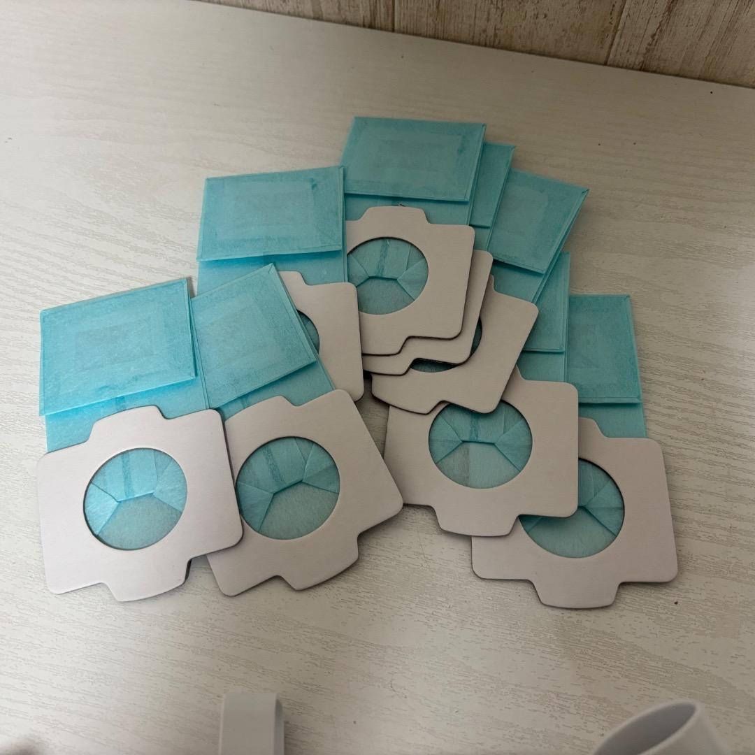 Makita CL107FD 充電式クリーナー 紙パック付き