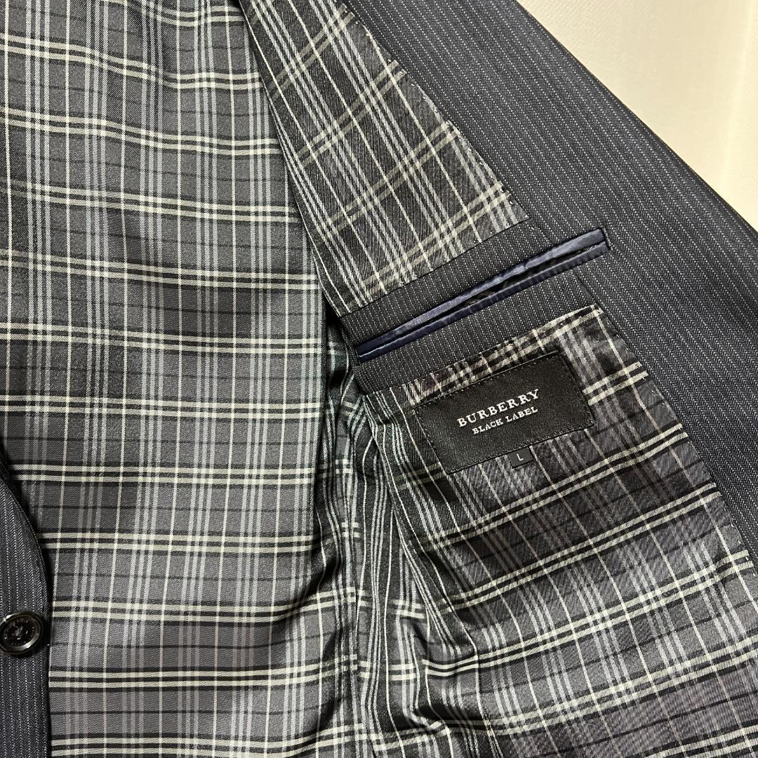 【新品・未使用】ジャケットグレー縦ストライプ（バーバリーブラックレーベル）