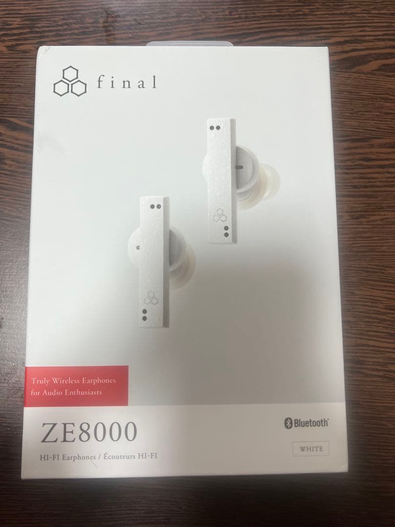 final ZE8000 ワイヤレスイヤホン ホワイト　×4