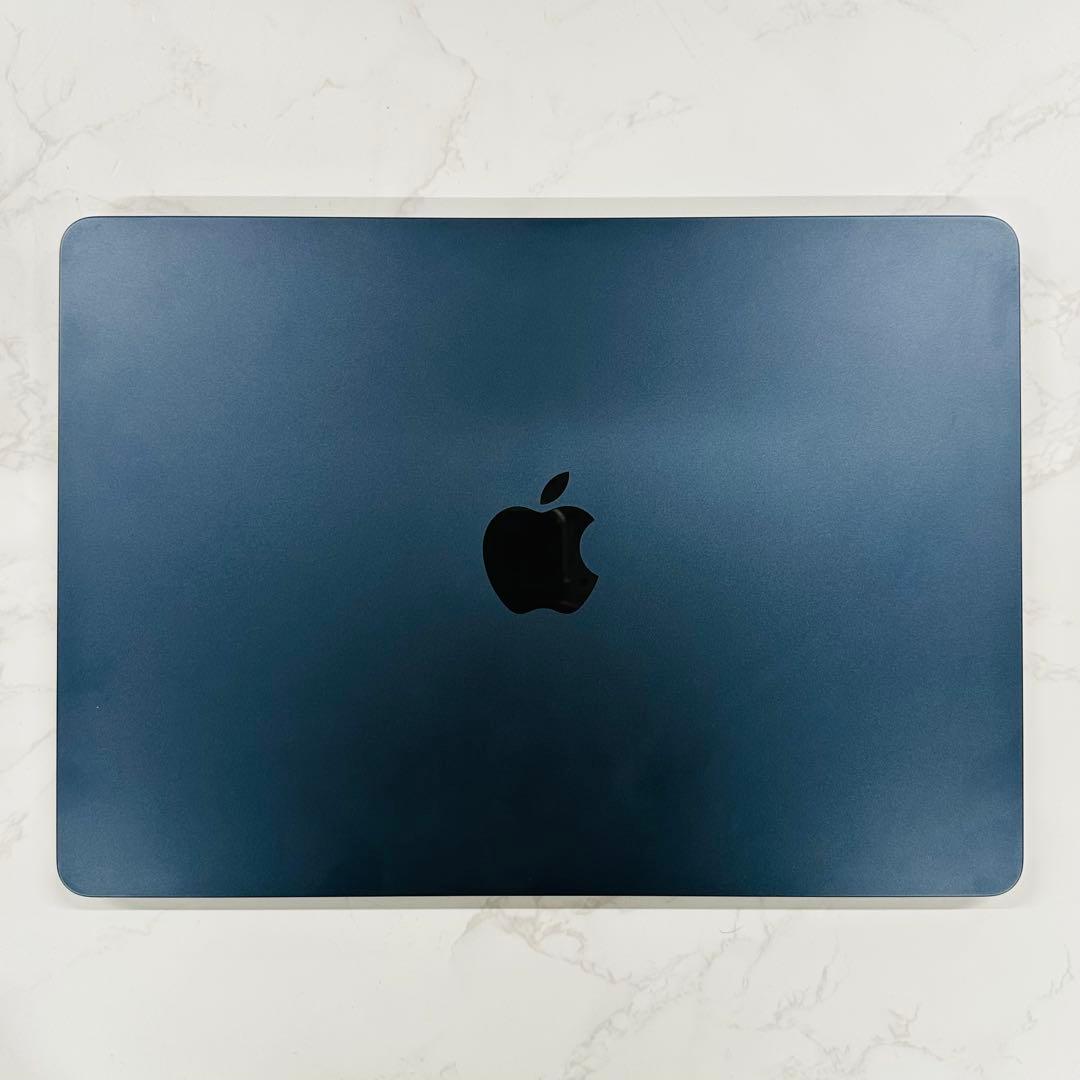 MacBook Air 13インチ 2022 M2 16GB 256GB
