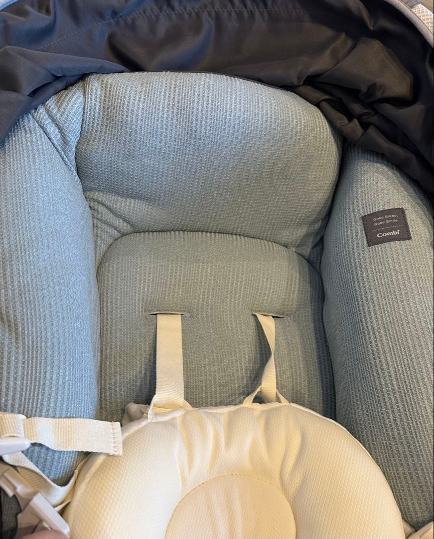 【美品】Combi ネムリラBEDI Long 電動スイング