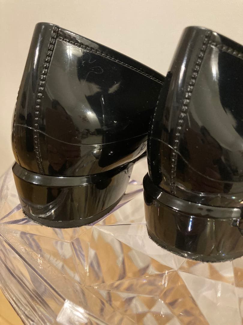 【FERRAGAMO】 ブラック フラットシューズ