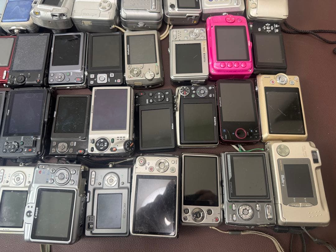 デジタルカメラ Canon Nikon SONY Panasonic .56台