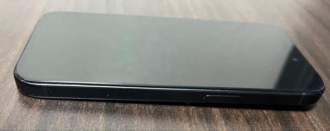 iPhone 15 256GB ブラック バテリ100%【訳あり】