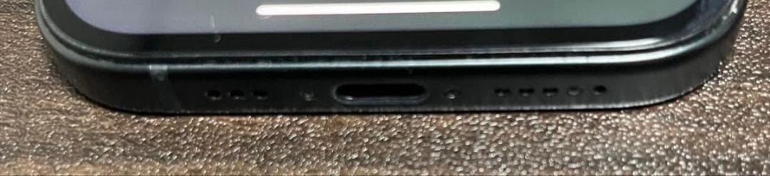 iPhone 15 256GB ブラック バテリ100%【訳あり】