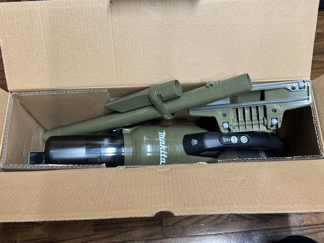 美品 マキタ CL003G 40vmax サイクロンクリーナー 本体 オリーブ