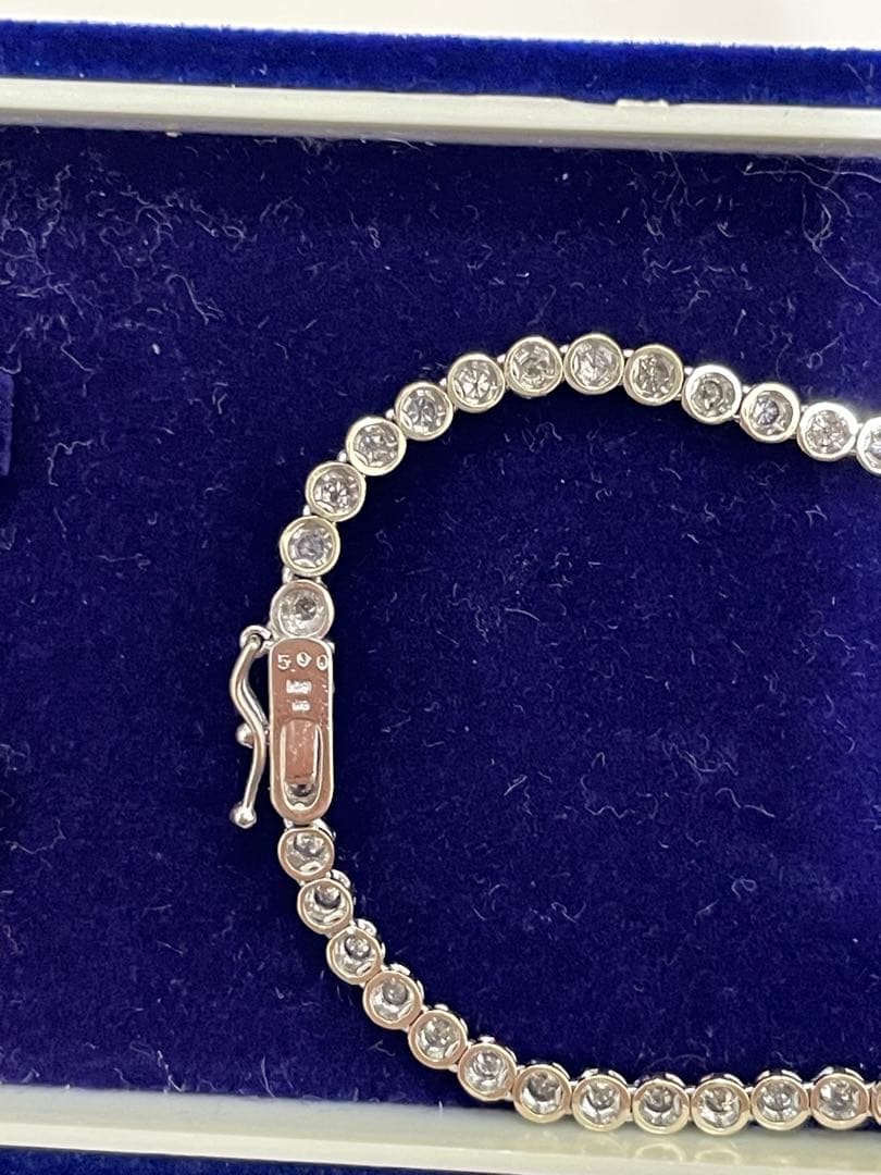 天然ダイヤモンド　5カラット　テニスネックレス