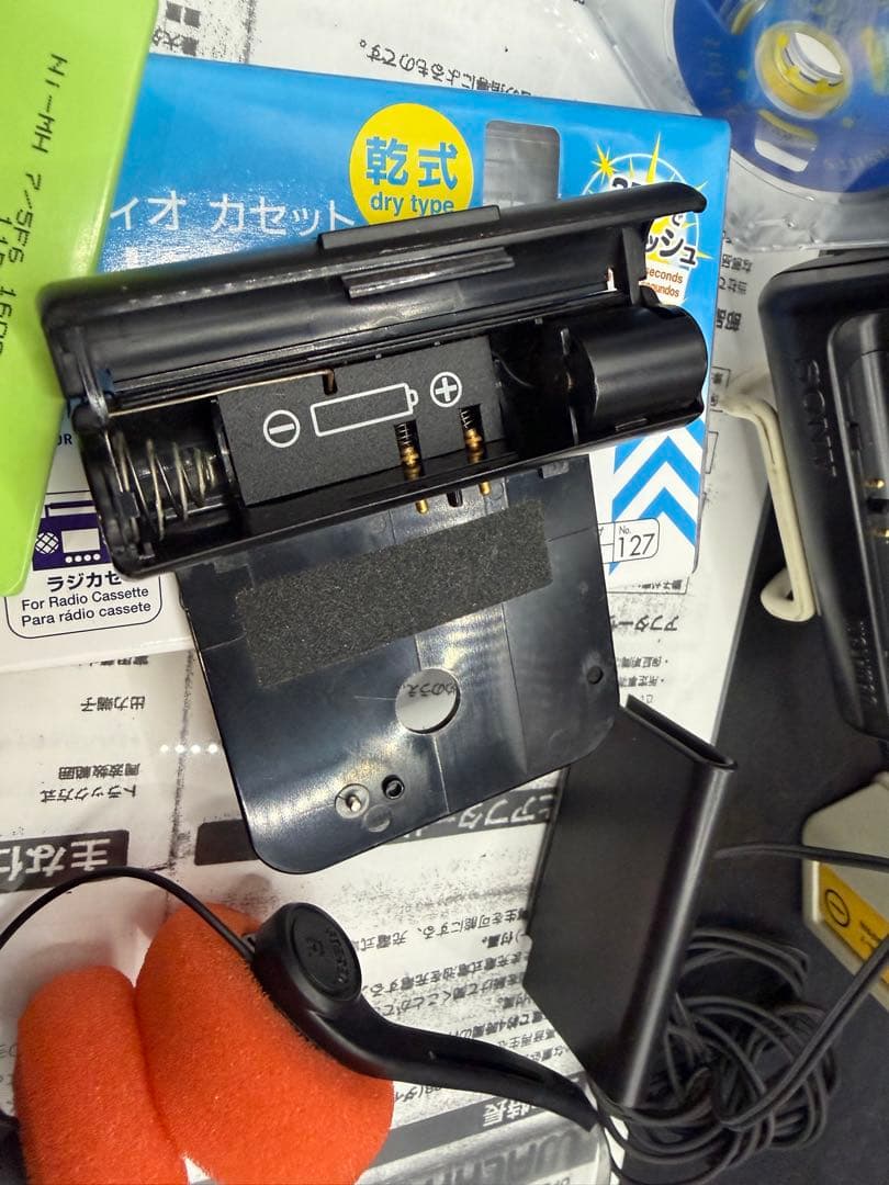 整備済動作 WM-504ウォークマンwlakmanバッテリーケースヘッドホン