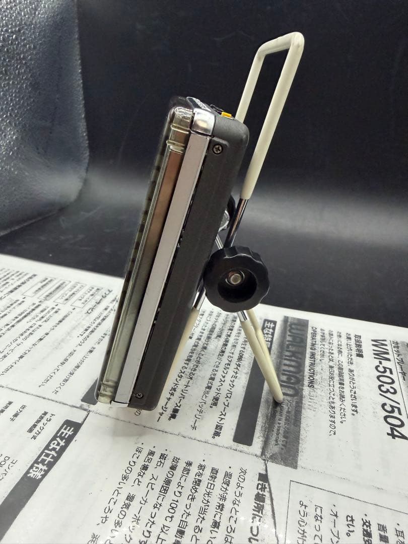 整備済動作 WM-504ウォークマンwlakmanバッテリーケースヘッドホン