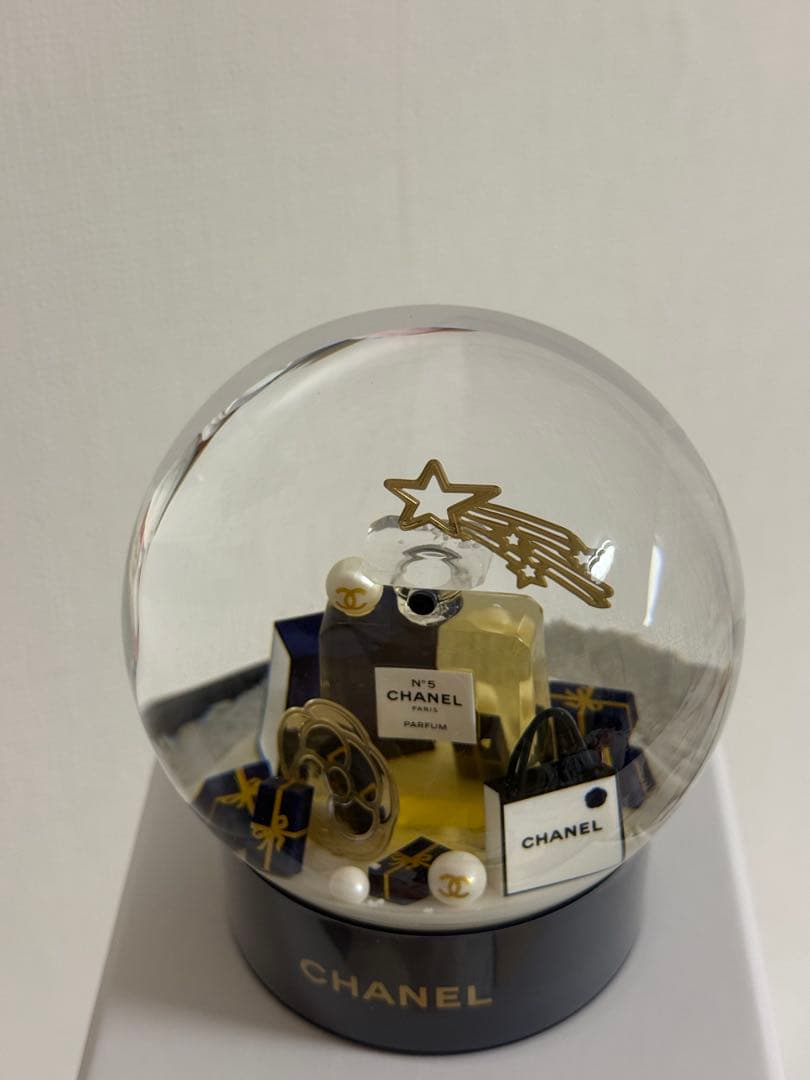 CHANEL スノードーム　2025年 ホリデー限定 ビューティー