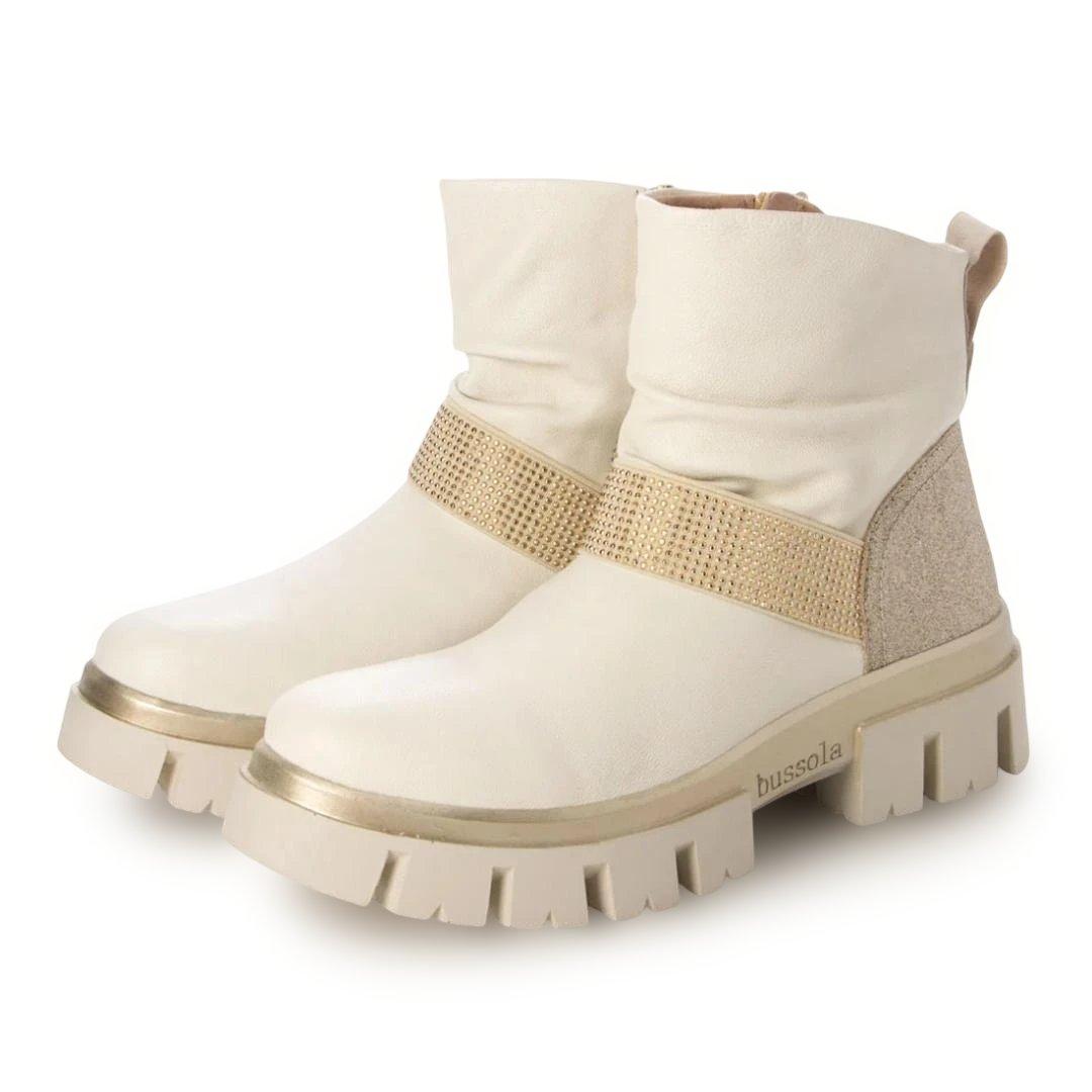 bussola 本革ホワイトブーツ ゴールドアクセント24.5