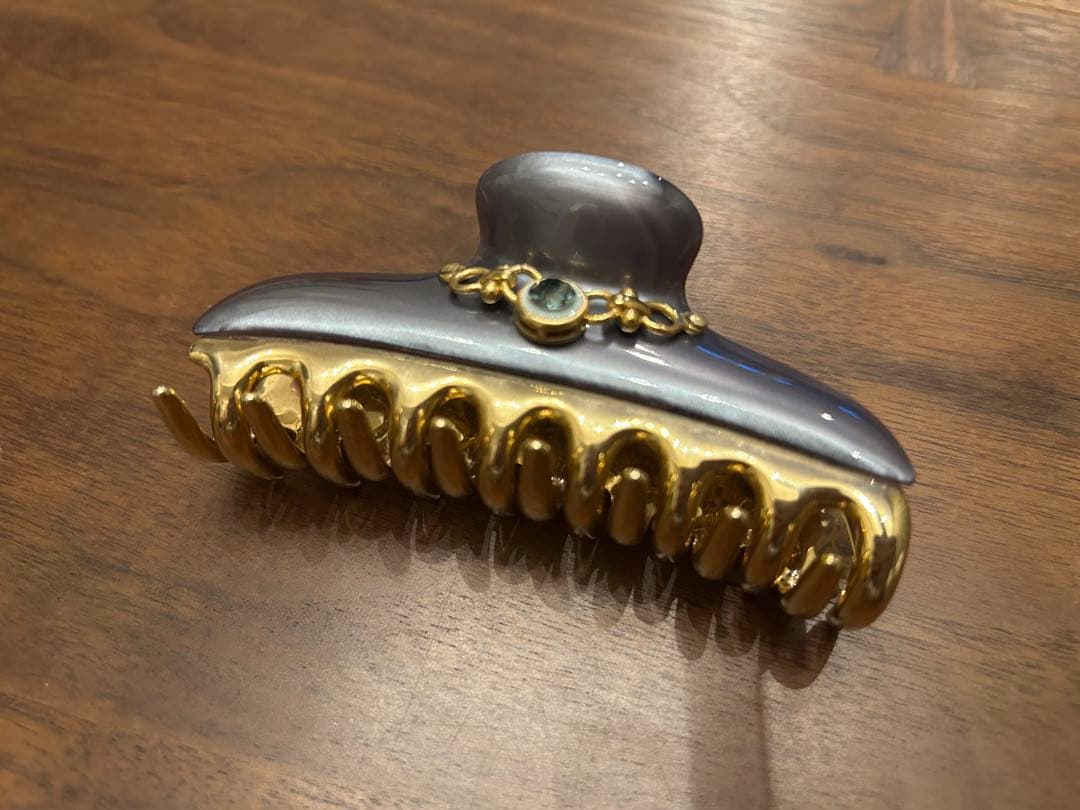 acca ヘアクリップ ブルーグレー＆ゴールド