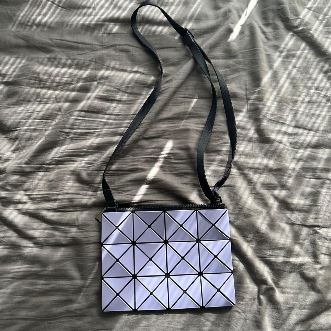 BAOBAO ISSEY MIYAKE ショルダーバッグ　バイカラー