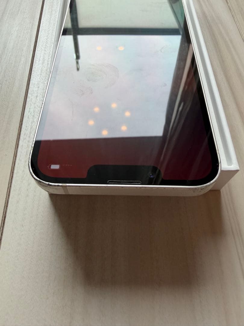 Apple iPhone 13 ホワイト 本体