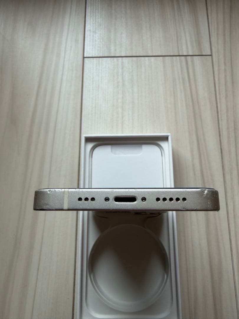 Apple iPhone 13 ホワイト 本体