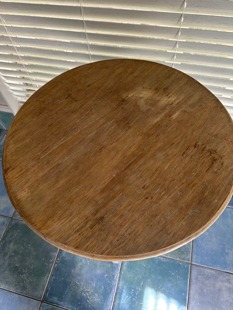 ブランドジュリエ　Adaleya ラウンドサイドテーブル