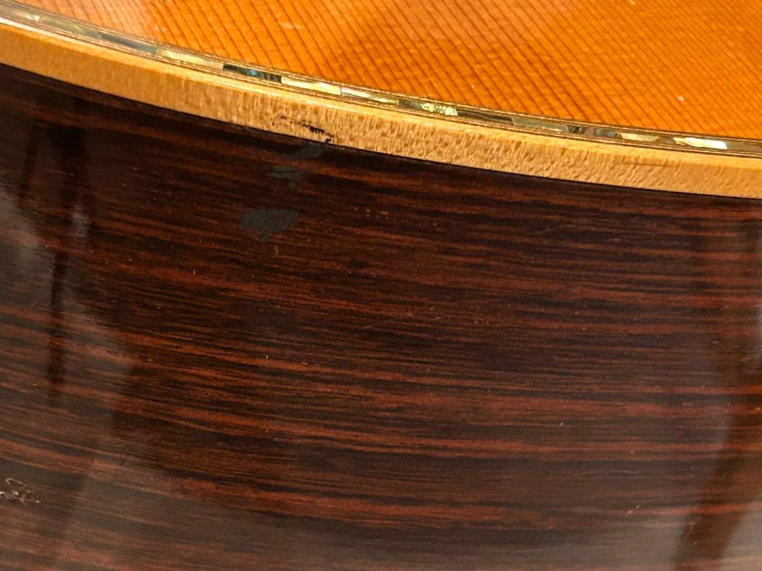 YAMAHA LL36 ピックアップ付き　専用ハードケース付き