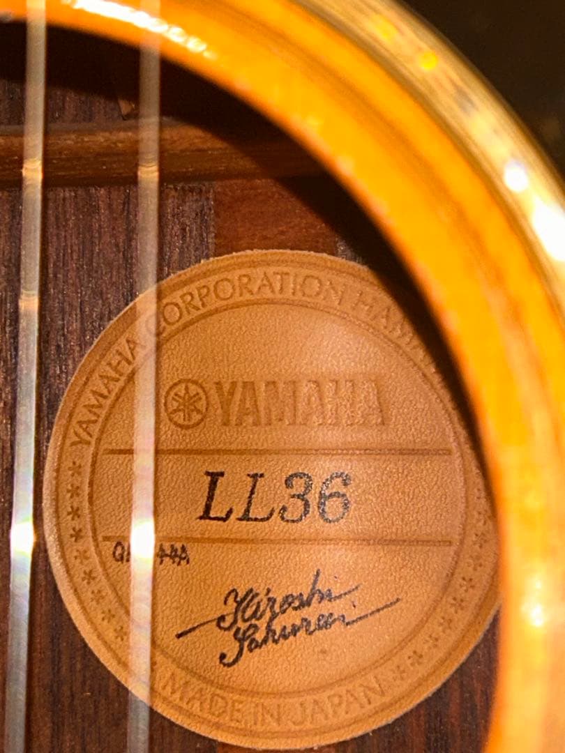 YAMAHA LL36 ピックアップ付き　専用ハードケース付き