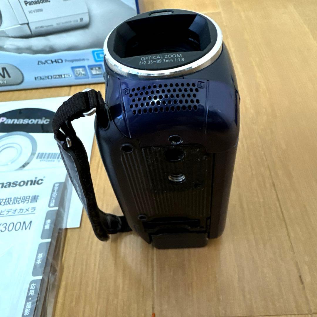 パナソニック　ハンディビデオカメラHC-V300M 付属品全てあり　完全動作品