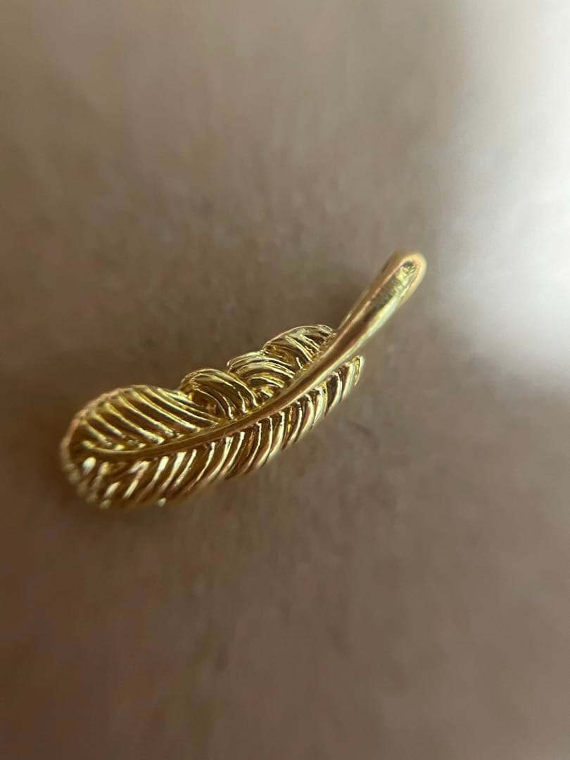 羽根　フェザー　トップ　ネックレス　ペンダント純金　足金999刻印