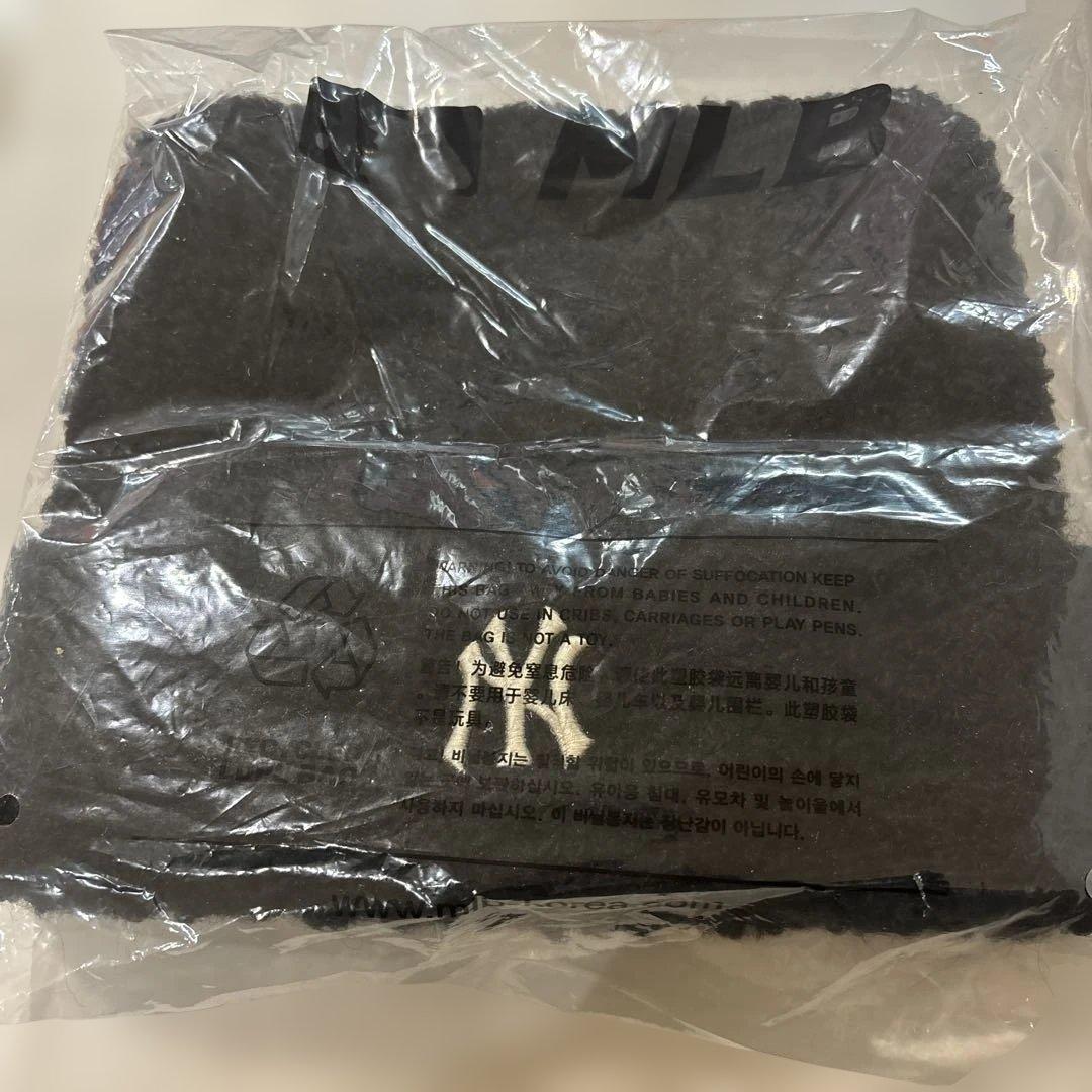 MLB 韓国限定　韓国　人気　aespa エスパ　カリナ　猫耳　ニット帽　黒