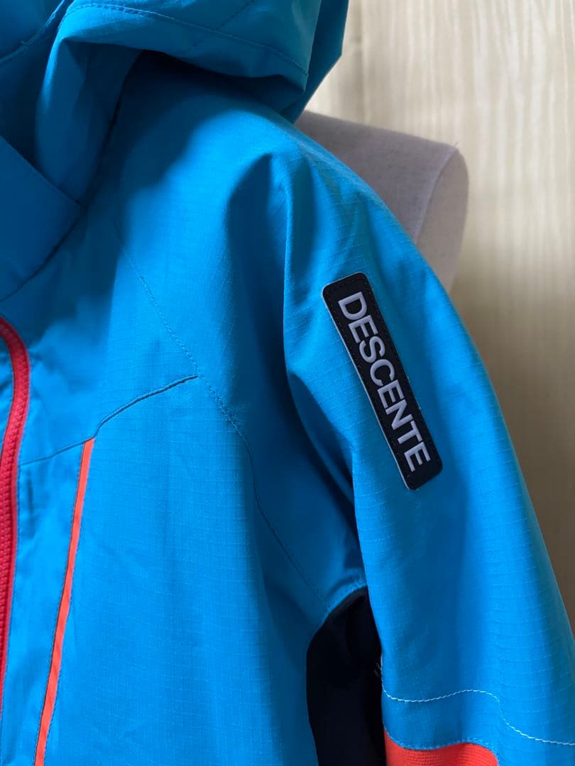 デサント　140 スキーウェア　スキーウエア　DESCENT 子供　上下セット