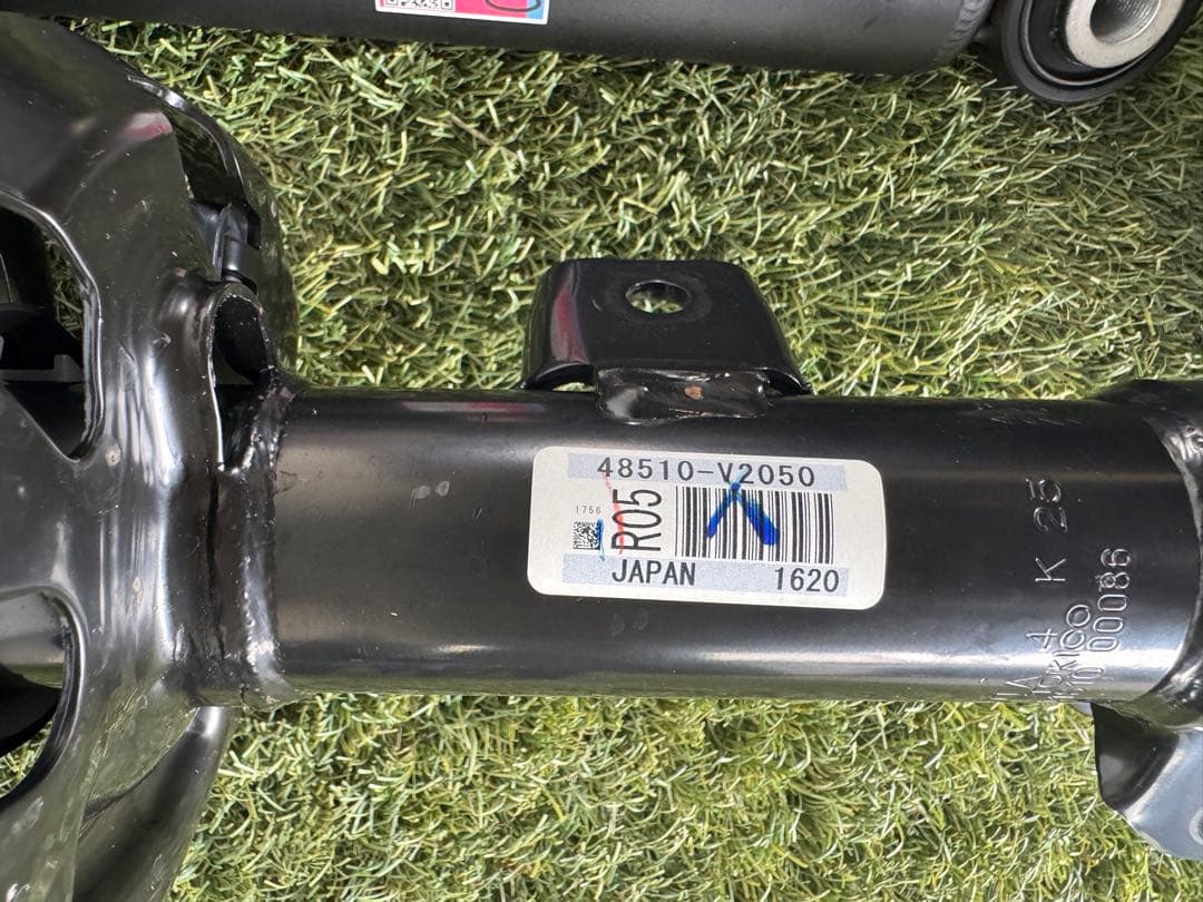 新車外し　40アルファードサスペンションキット一式　美品