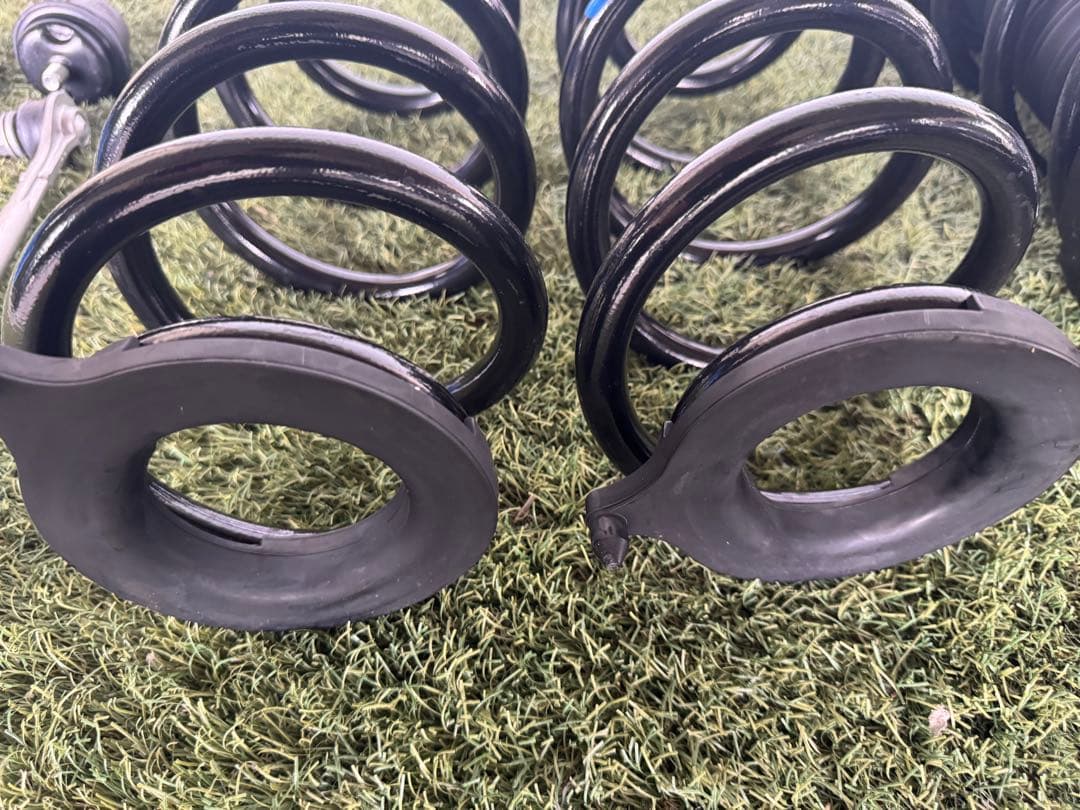 新車外し　40アルファードサスペンションキット一式　美品