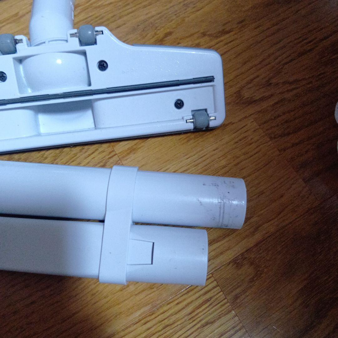 マキタ　コードレス掃除機　CL107 紙パック式　おまけ紙パック替と　収納立掛