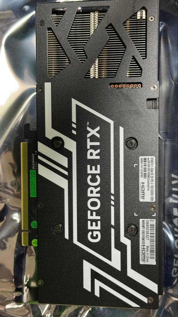 D*O様 GALAX GEFORCE RTX 4070 グラフィックボード