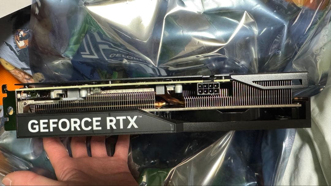 D*O様 GALAX GEFORCE RTX 4070 グラフィックボード