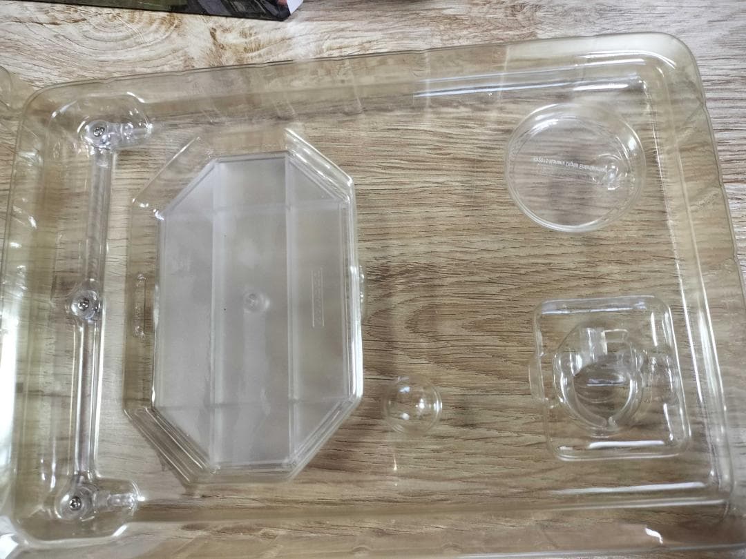 リボルミニrm-015 ヴェノム・スネーク オリーブドラブ野戦服Ver.