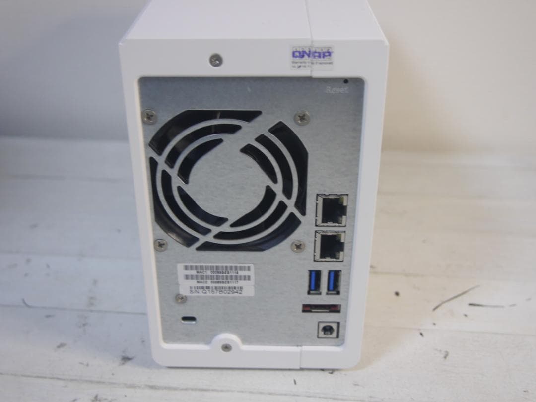 QNAP NAS 2ベイ TS-231 　スマホ自動バックアップ　RAID