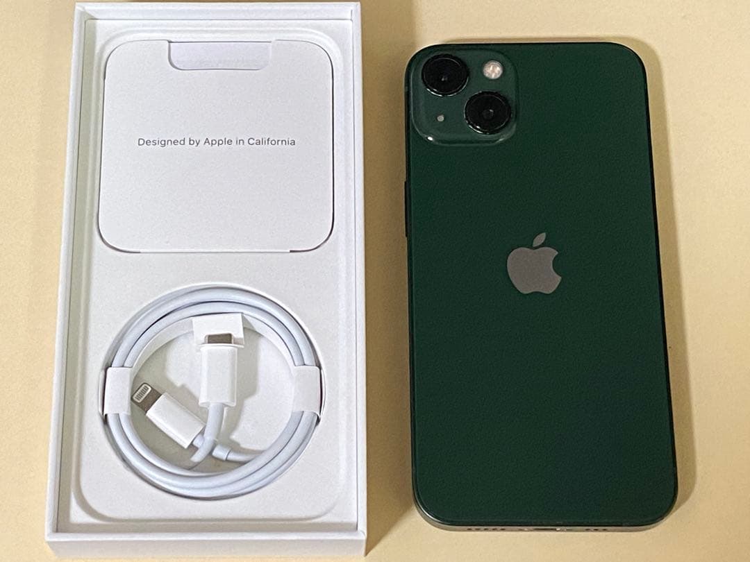 iPhone13 グリーン 128GB SIMフリー 新品画面※付属品付き
