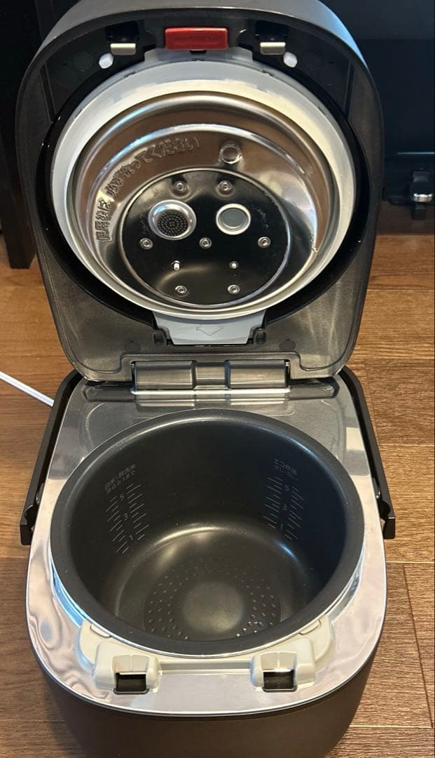 Panasonic SR-M10A(ブラック) 炊飯器2023年製