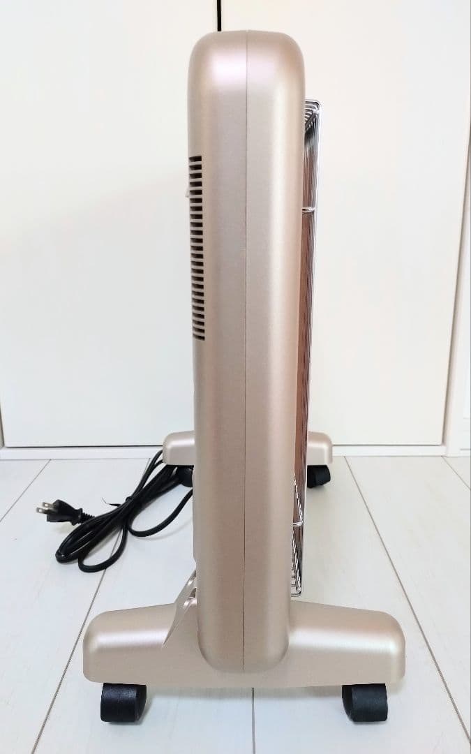 超美品　遠赤外線暖房器 サンルミエ E800L-TM3 パールゴールド