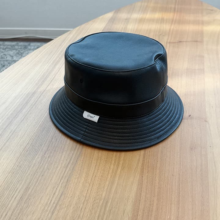 【超美品】WTAPS ダブルタップス レザー バケット ハット 黒 ブラック