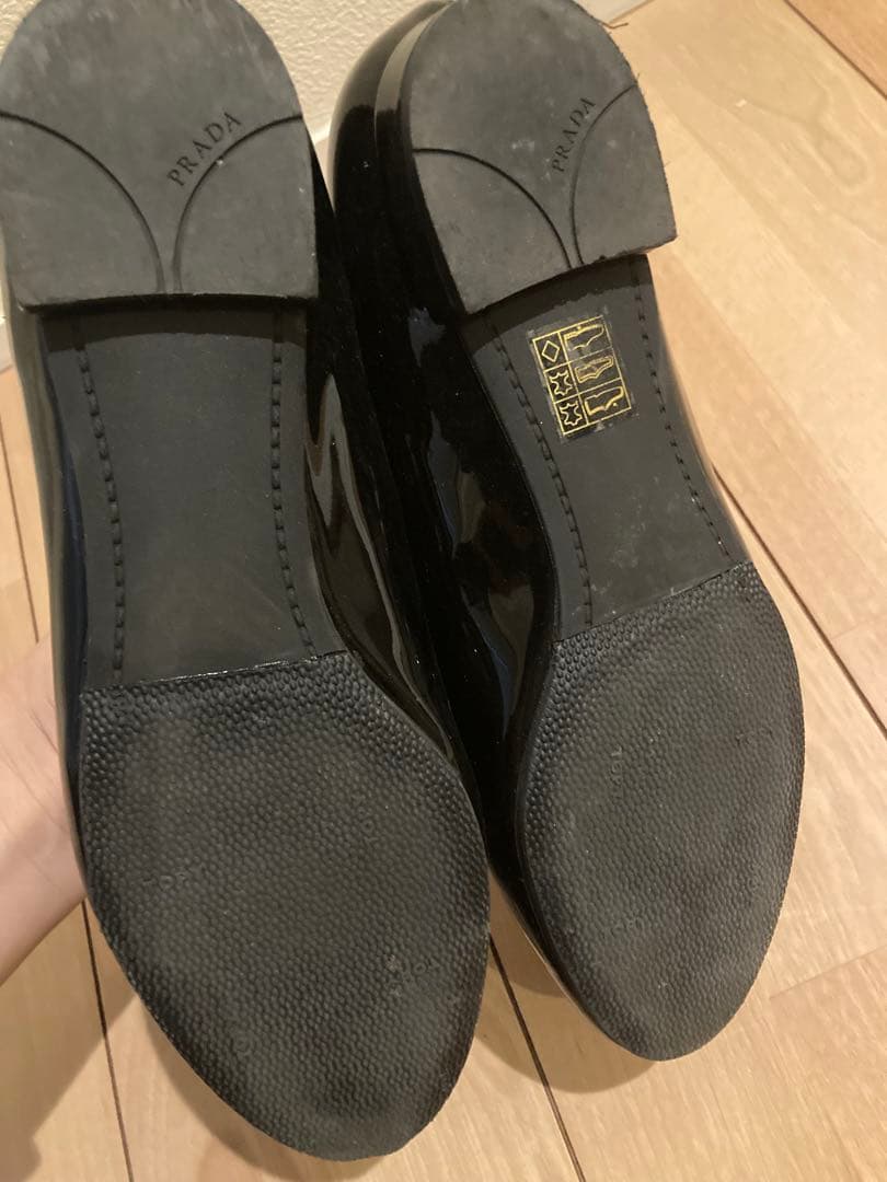 箱無し　美品　PRADAプラダ　フラットシューズ　パンプス　リボン　ブラック 黒